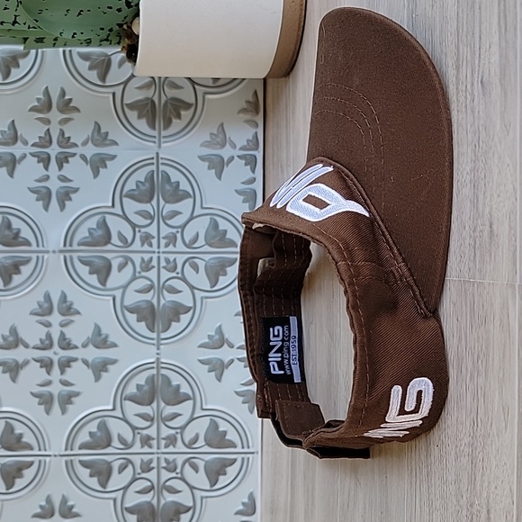 NWOT Ping Cadet Womens Adjustable Strapback Moisture Wicking Golf Visor Brown - Picture 8 of 12